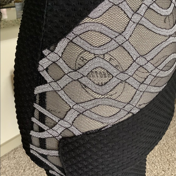 🍾 Sexy Black Dress 🍾 - Picture 9 of 10